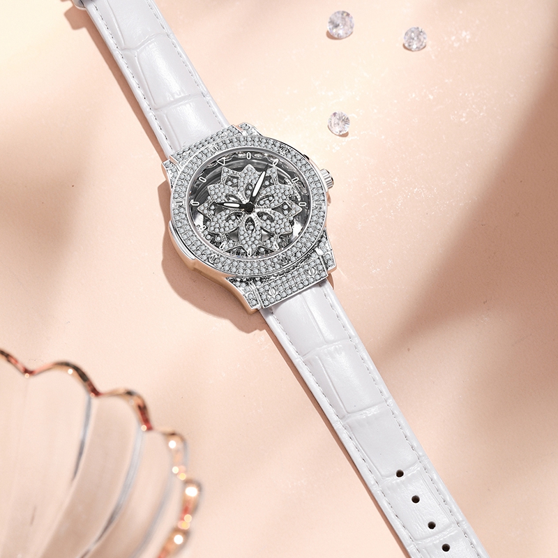 ブランドの女性用腕時計ダイヤモンドウォッチクォーツ時計ファッ - Smartwatch Branded Watches For Women のレビューと価格