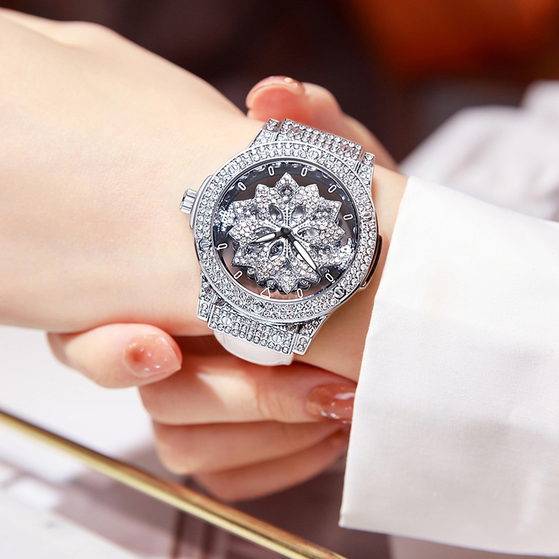 ブランドの女性用腕時計ダイヤモンドウォッチクォーツ時計ファッ - Smartwatch Branded Watches For Women のレビューと価格