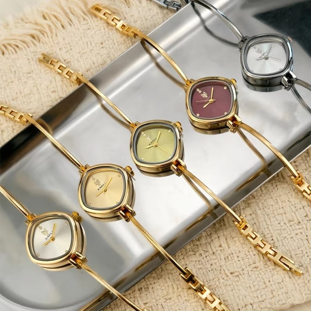 ソリッドカラーダイヤルスクエアバングルウォッチ超薄型カーブス - Minimalist Thin Watch のレビューと価格
